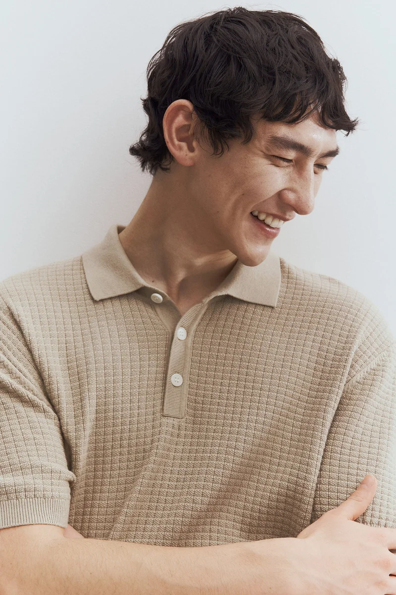 H&M Regular Fit Textured-knit polo shirt